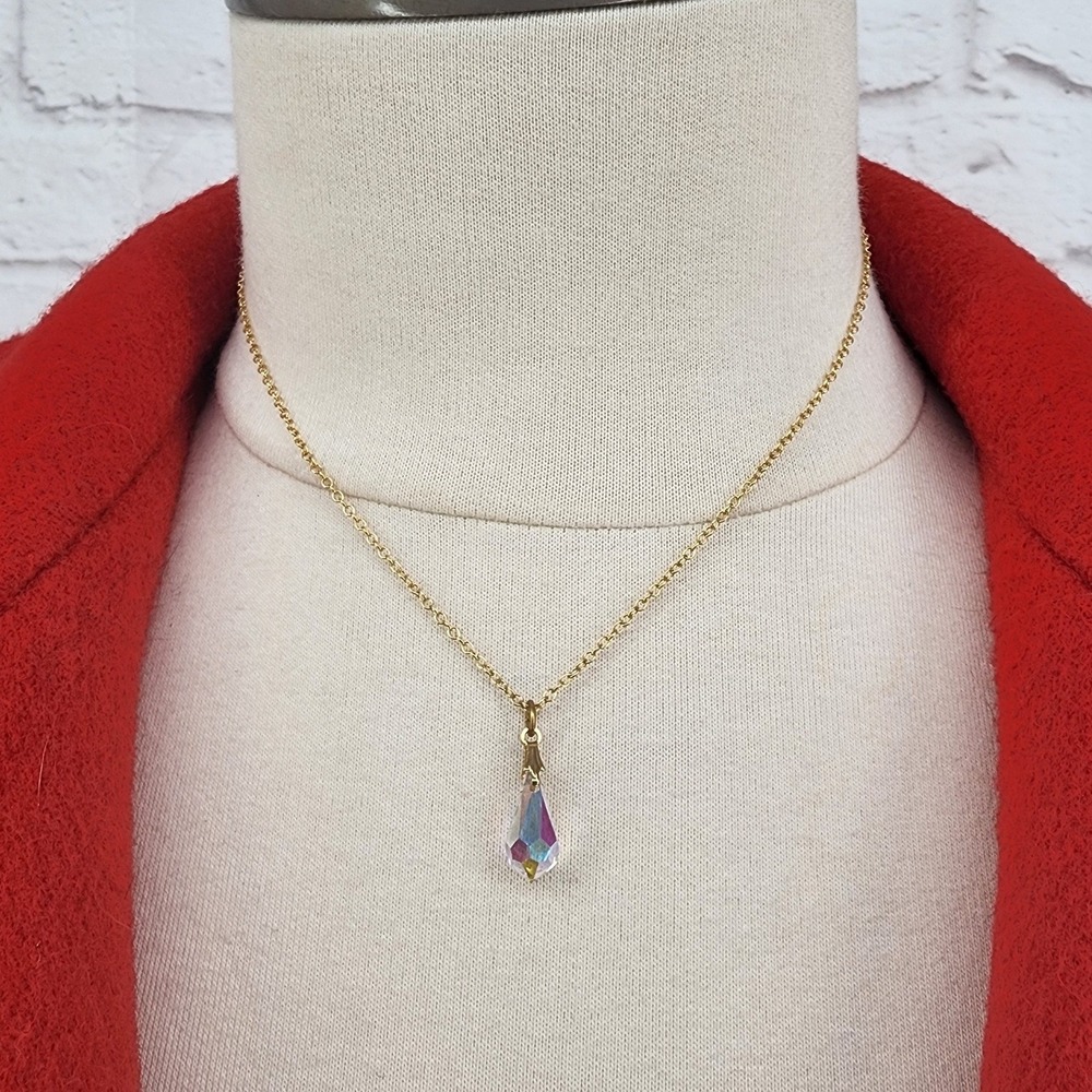 Gold Tone Aurora Borealis Crystal Teardrop Pendant Necklace Delicate Dainty 17"